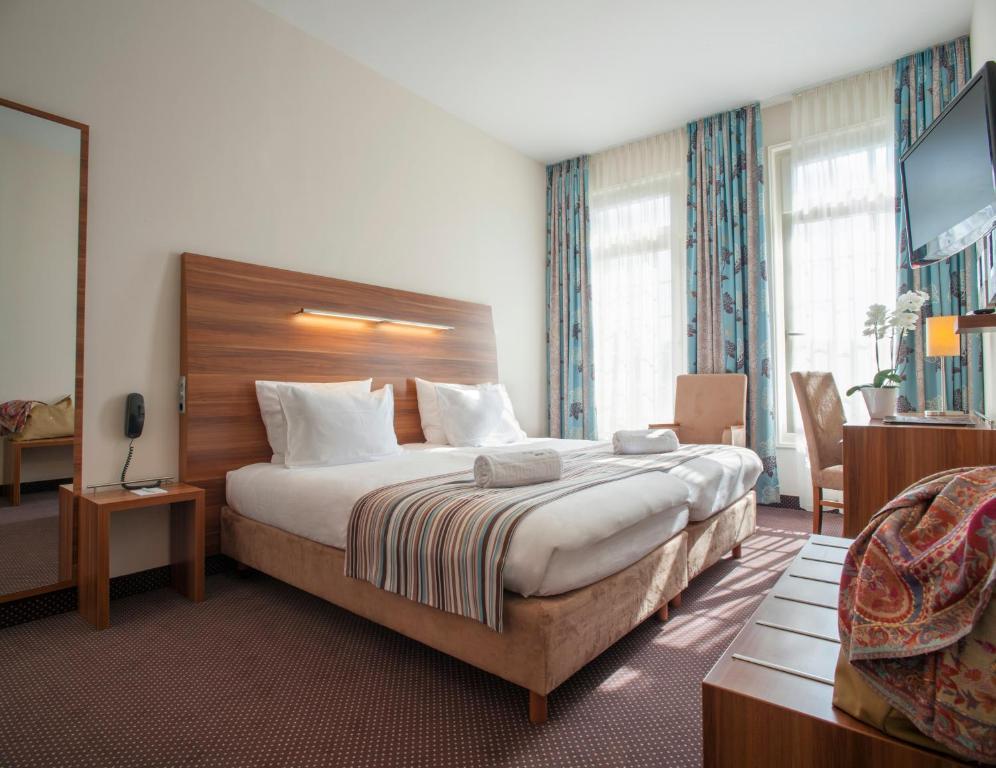 Albert Premier Hotel Bagnoles-de-l'Orne Pokoj fotografie